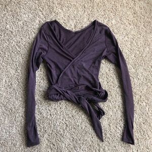 LULULEMON wrap long sleeve shirt